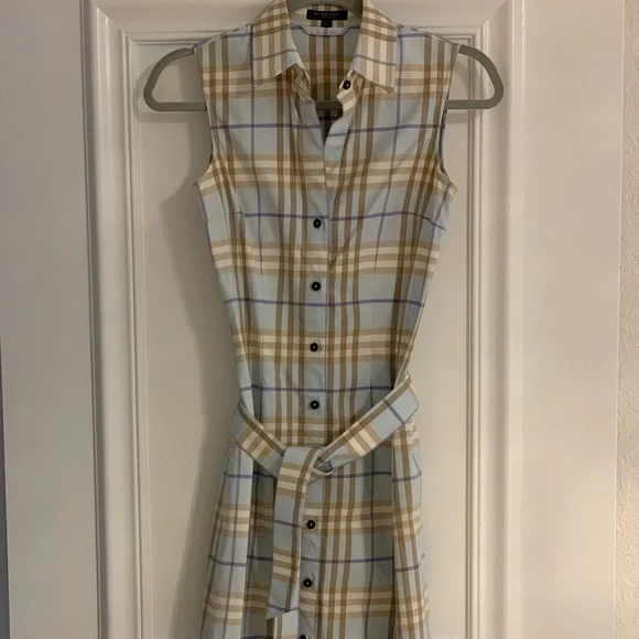 green emerald velvet dress Burberry // Brown & Multicolour Nova Check Shirt Dress – VSP Consignment main image 0